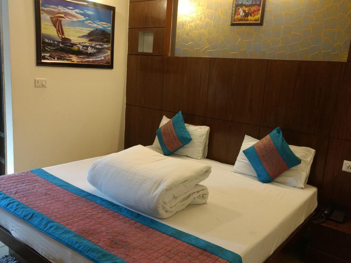 Hotel Sun Village Near New Delhi Railway Station Exterior foto